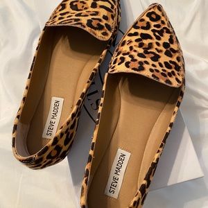 Women’s Steve Madden flats, size 10M, NIB
